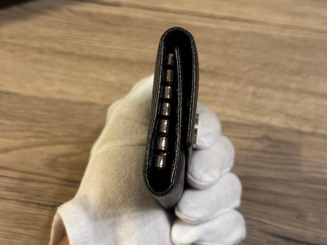 【極美品】ブルガリBVLGARI ブラックレザーキーケース　6連