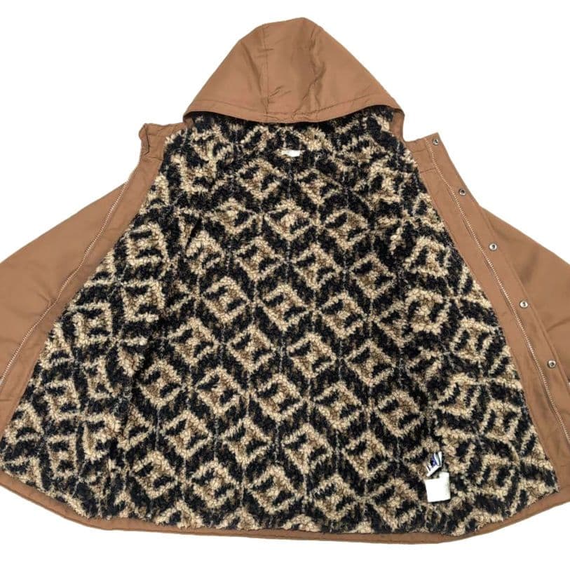 美品　Patagonia ボーイズ・インファーノ　ジャケットXXL　レディースM