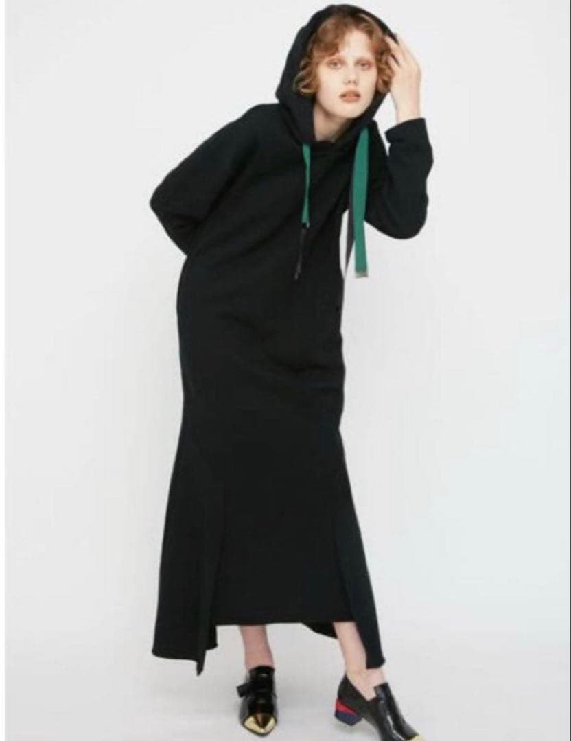 UN3D スウェットワンピース