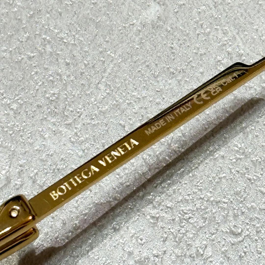 【BOTTEGA VENETA】Gold Frame Sunglasses