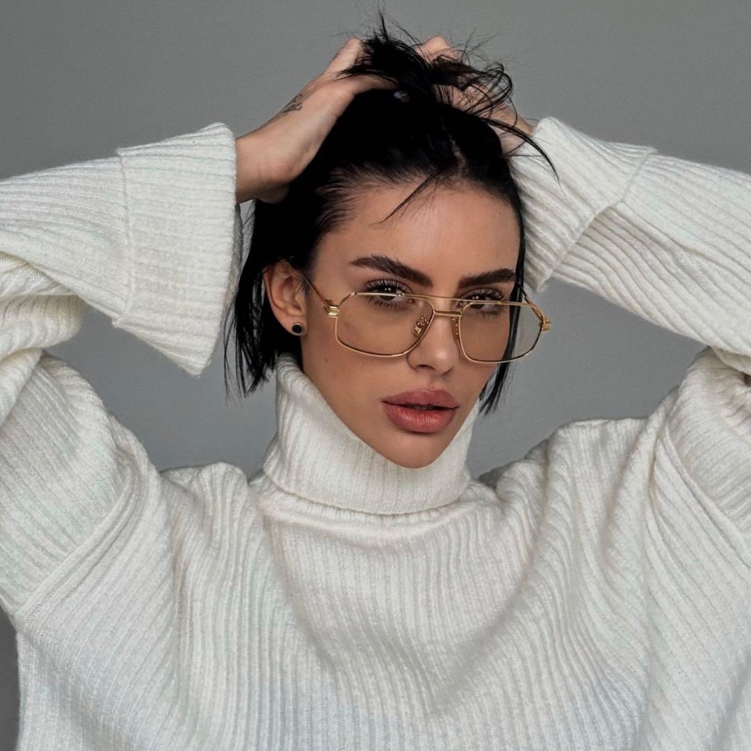 【BOTTEGA VENETA】Gold Frame Sunglasses