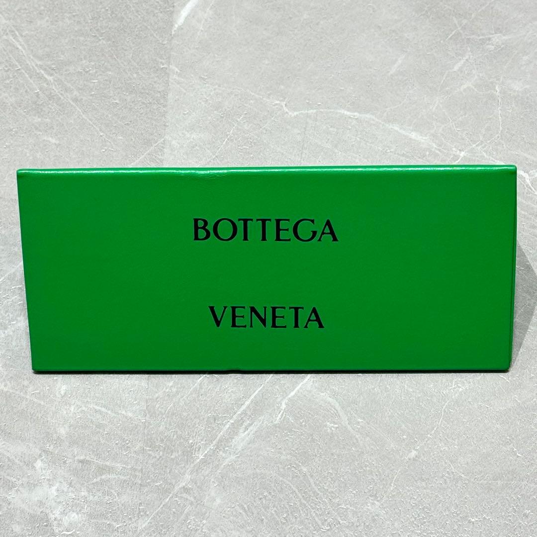 【BOTTEGA VENETA】Gold Frame Sunglasses