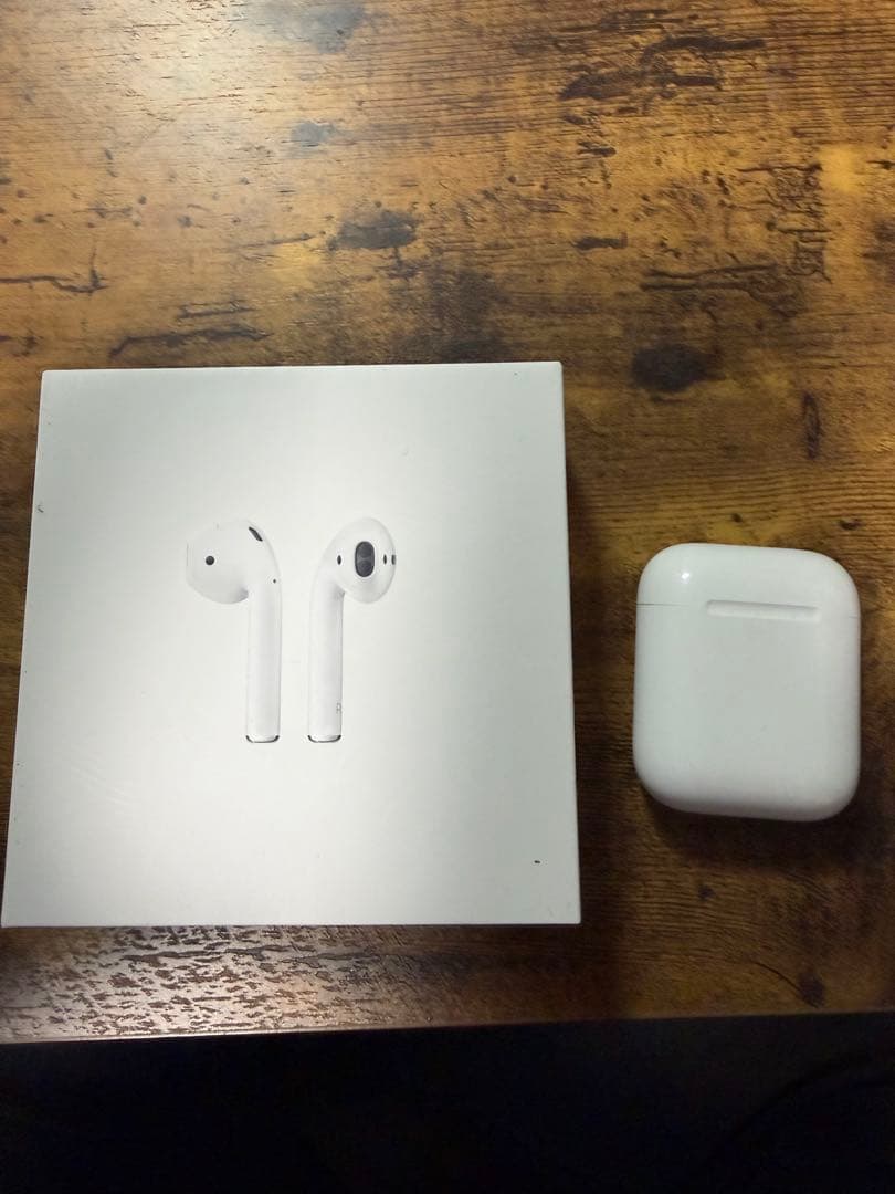 使用期間１年 AirPods 第二世代
