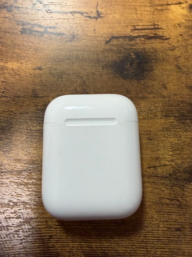 使用期間１年 AirPods 第二世代