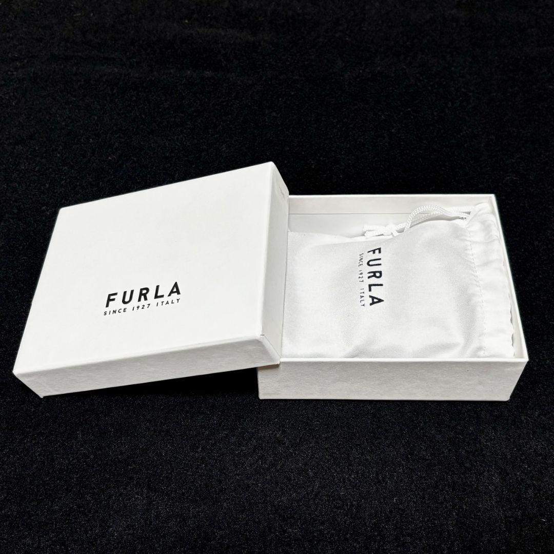 き*よ様 未使用　FURLA ピンク レザー 名刺入れ　カードケース