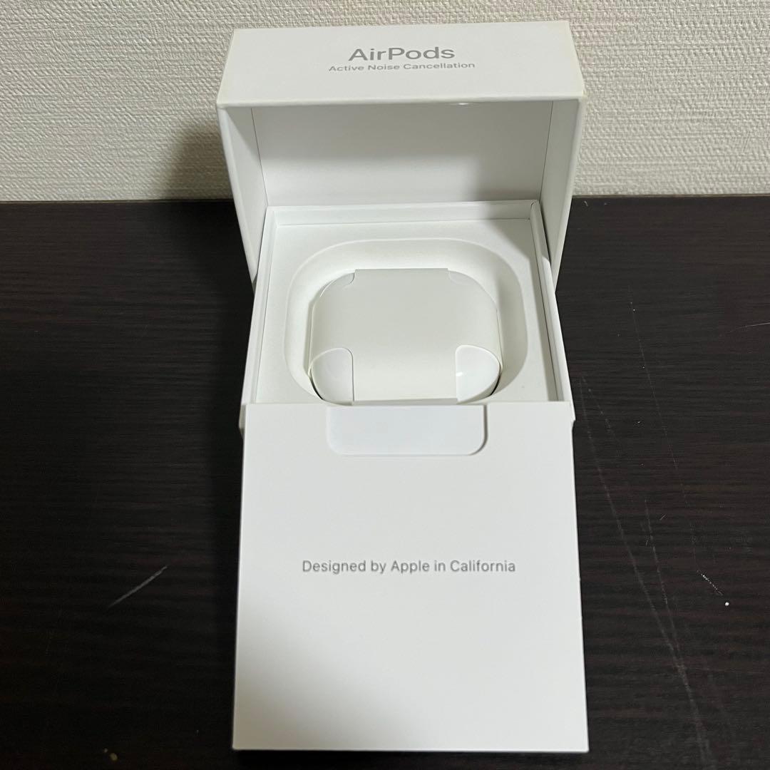 Apple AirPods4 ノイズキャンセリング搭載