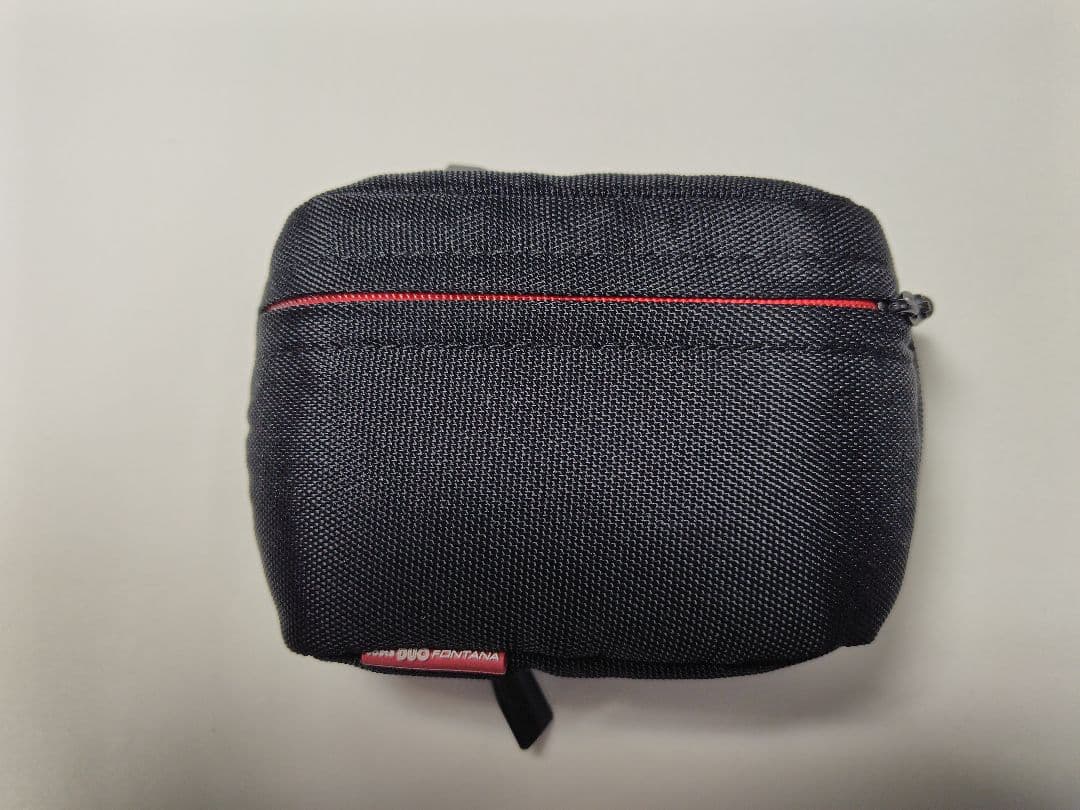 インカメラ搭載！！Kenko KC-ZM08 コンパクトデジタルカメラ