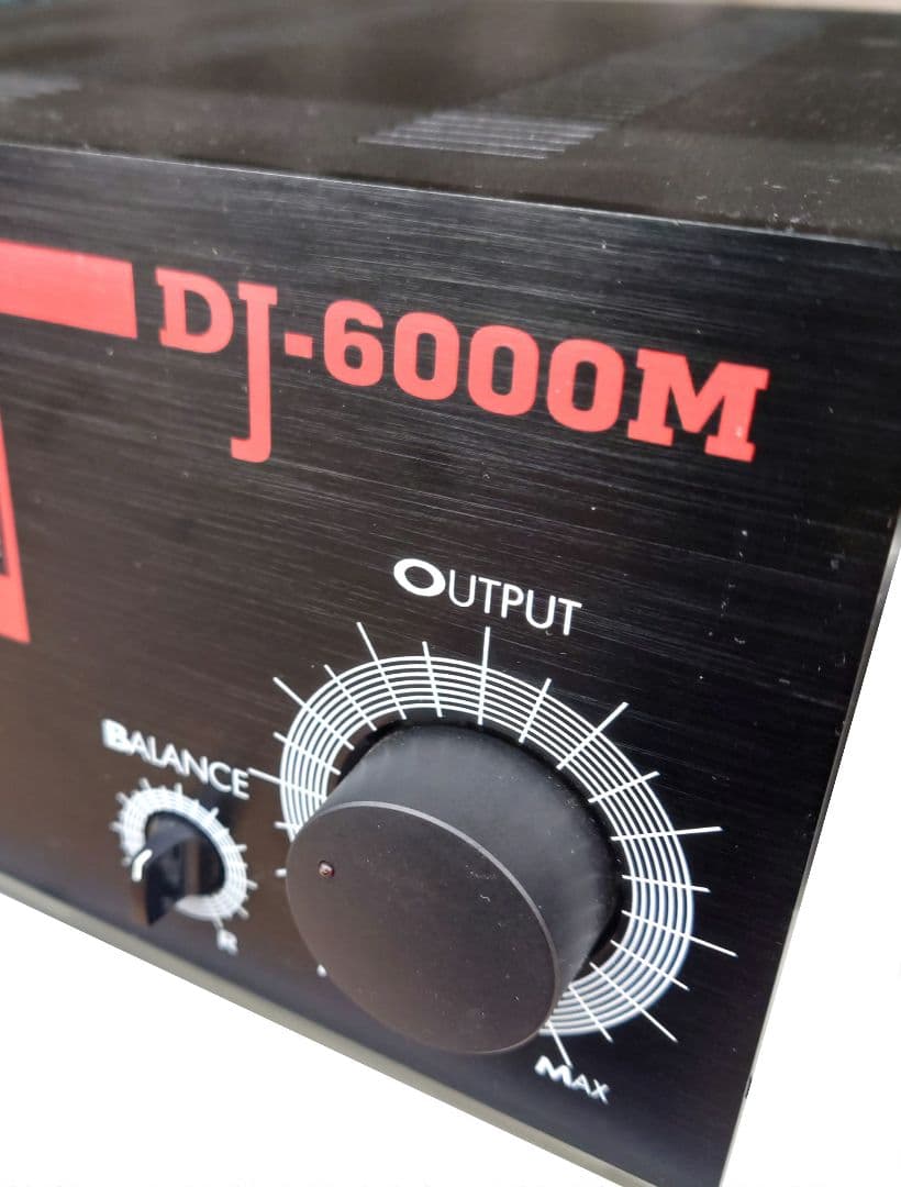 □【レア・300W】VESTAX 　DJ-6000M パワーアンプ