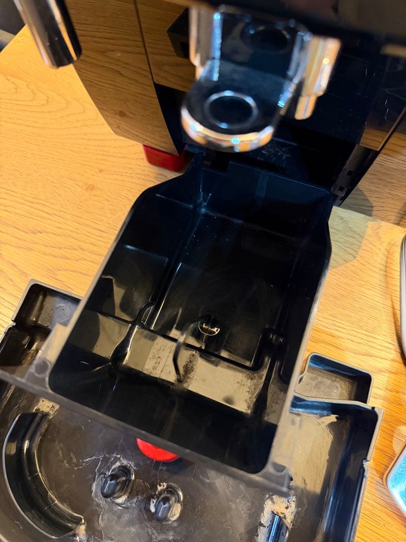 デロンギ マグニフィカS ECAM23120BN