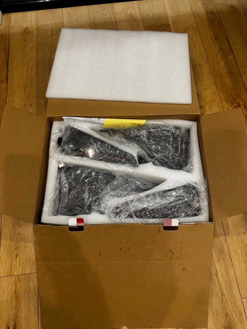 50プリウス　前期　ヴァレンティテールランプ　シーケンシャル　LEDテール