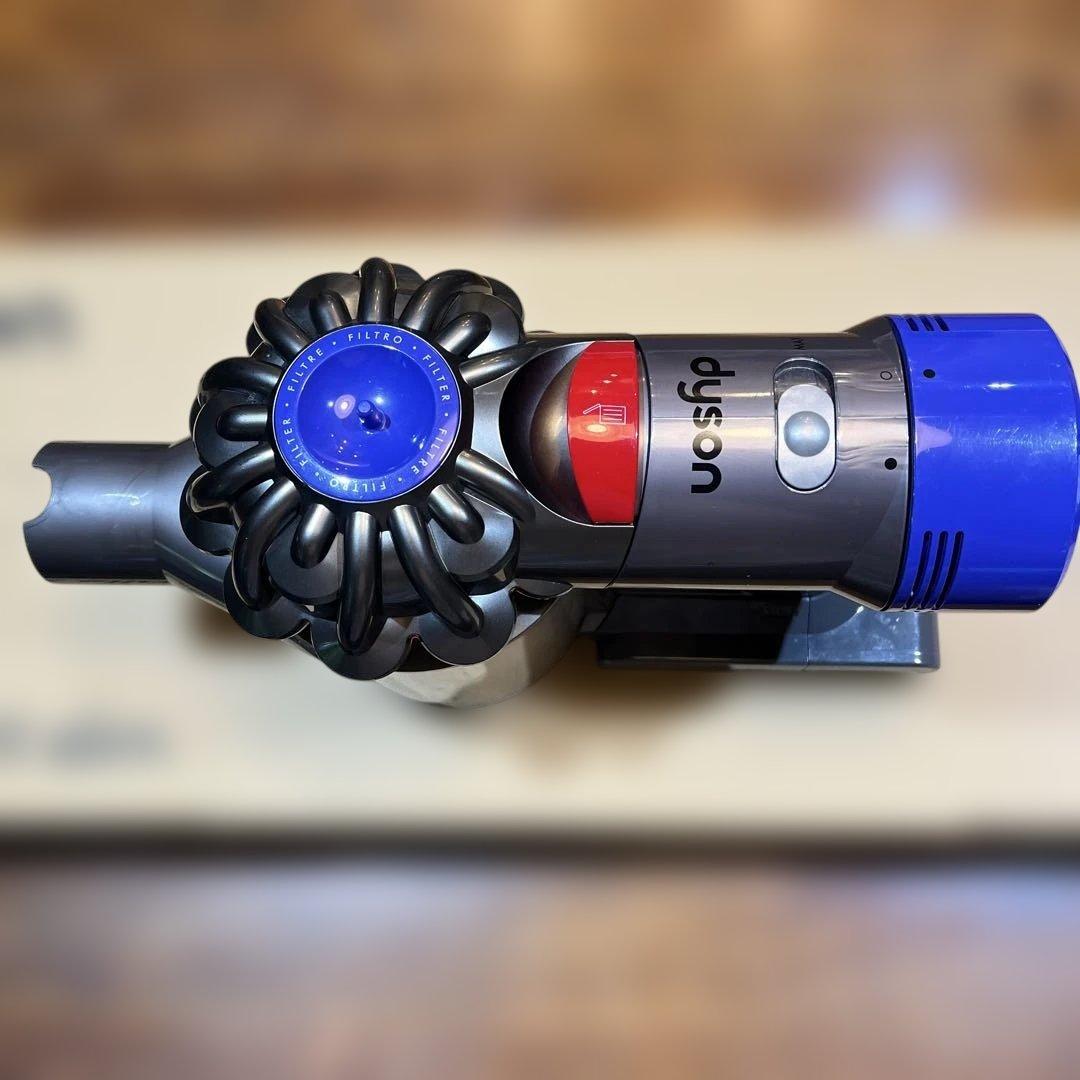 Dyson V8 Fluffy 掃除機 【バッテリー交換済】