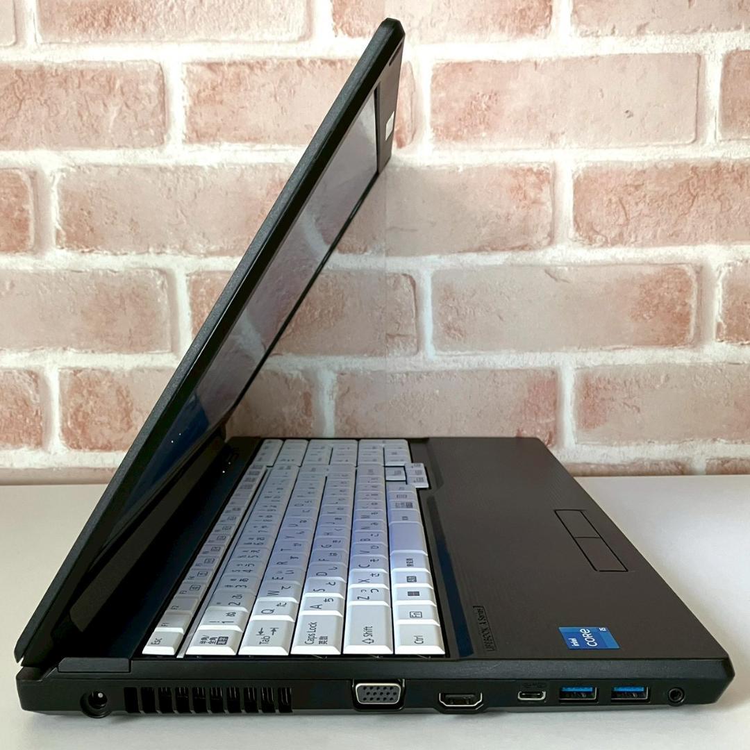 ★2022年製★ テンキー付き 第12世代i5 バッテリー良好 富士通 460