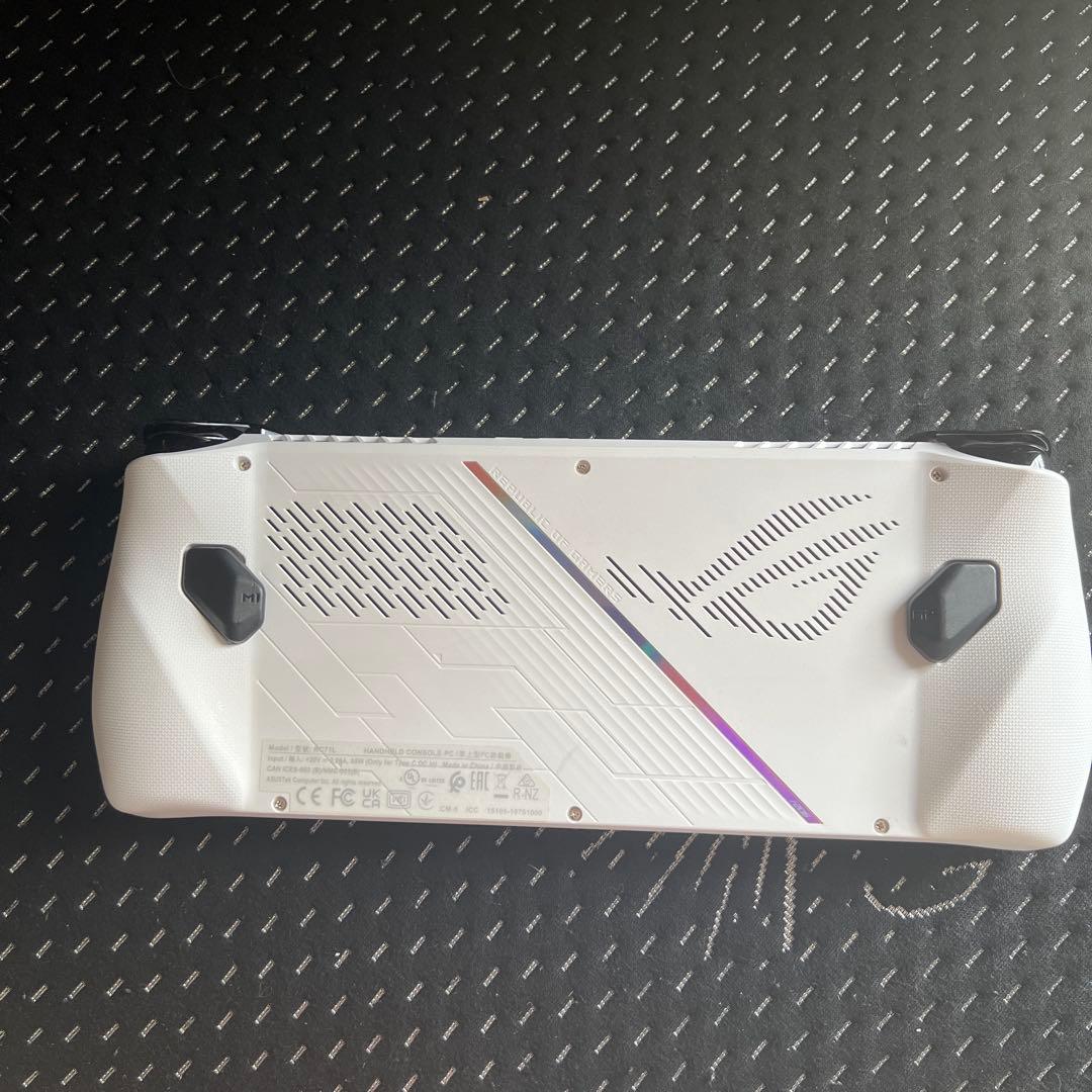 ROG RC71L-Z1E51Z スタンド付き 64G SDあり