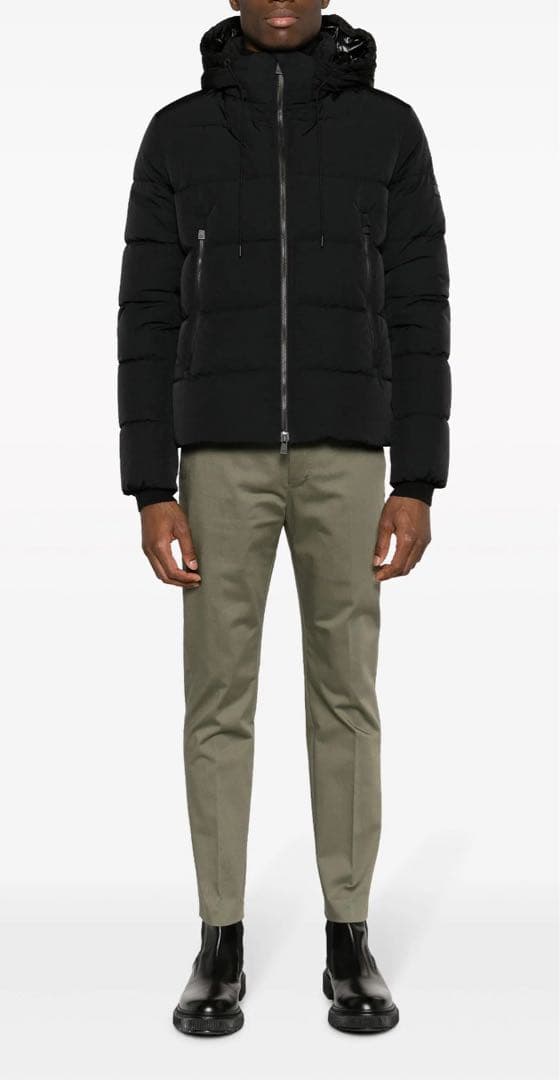 タトラス　フーデッドダウンジャケット