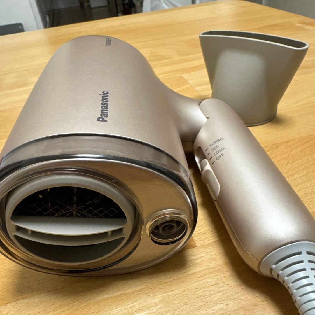 （ほぼ新品）25年末　Panasonic ドライヤーEH-NA7Myuka