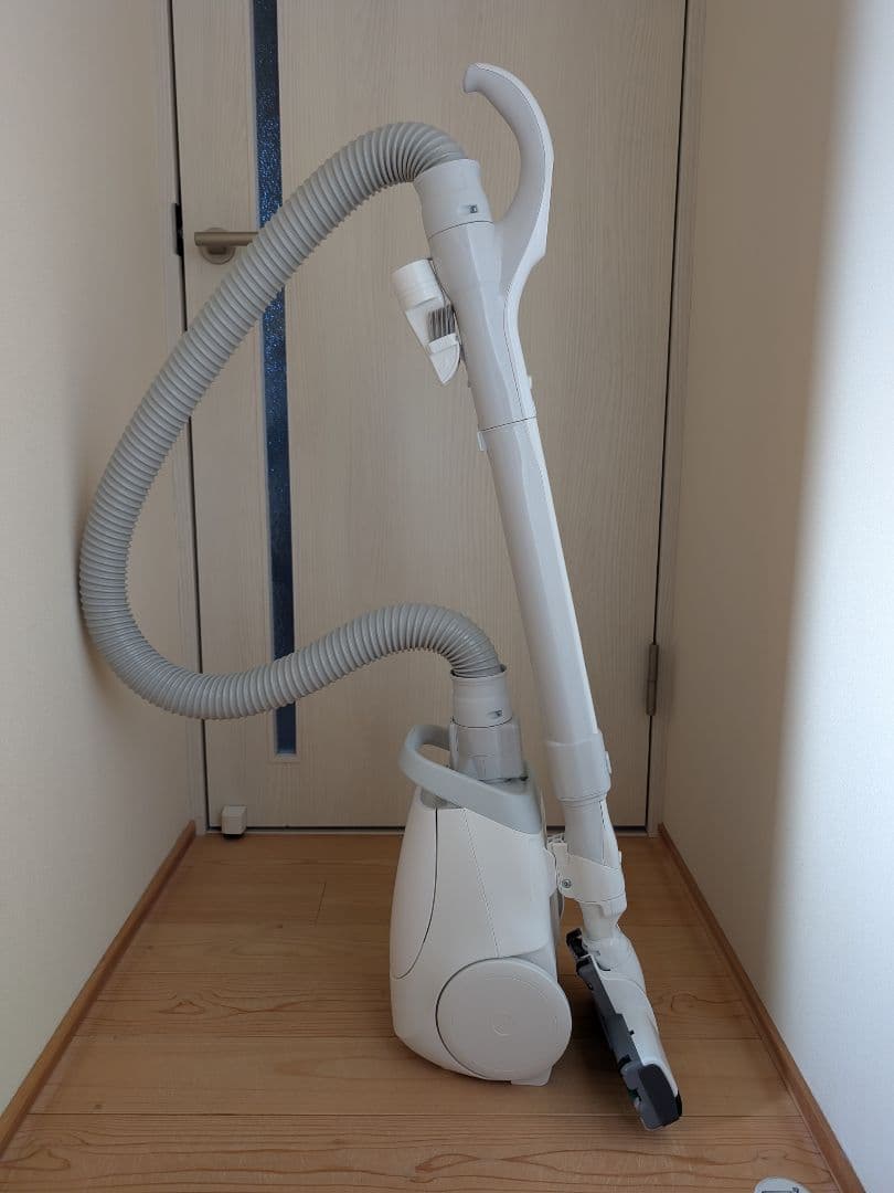 2025年製　MC-PJ240G Panasonic キャニスター掃除機