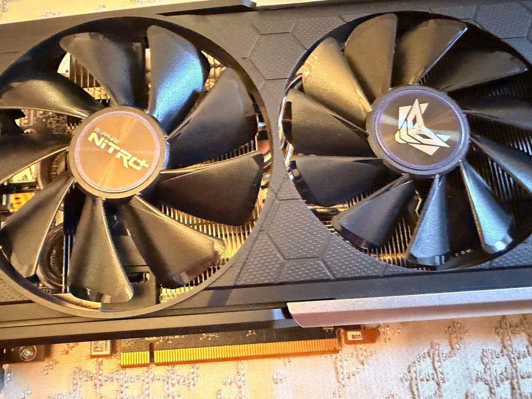 グラフィックボード・グラボ・ビデオカード Sapphire Nitro+ RX5700XT Radeon AMD