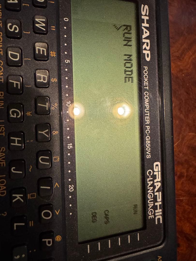 SHARP PC-G850VS 通電動作確認済みですがジャンクでお願い