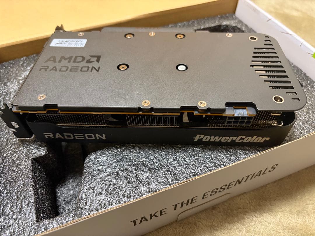 グラフィックボード・グラボ・ビデオカード MSI Rx9060xt(16gb)