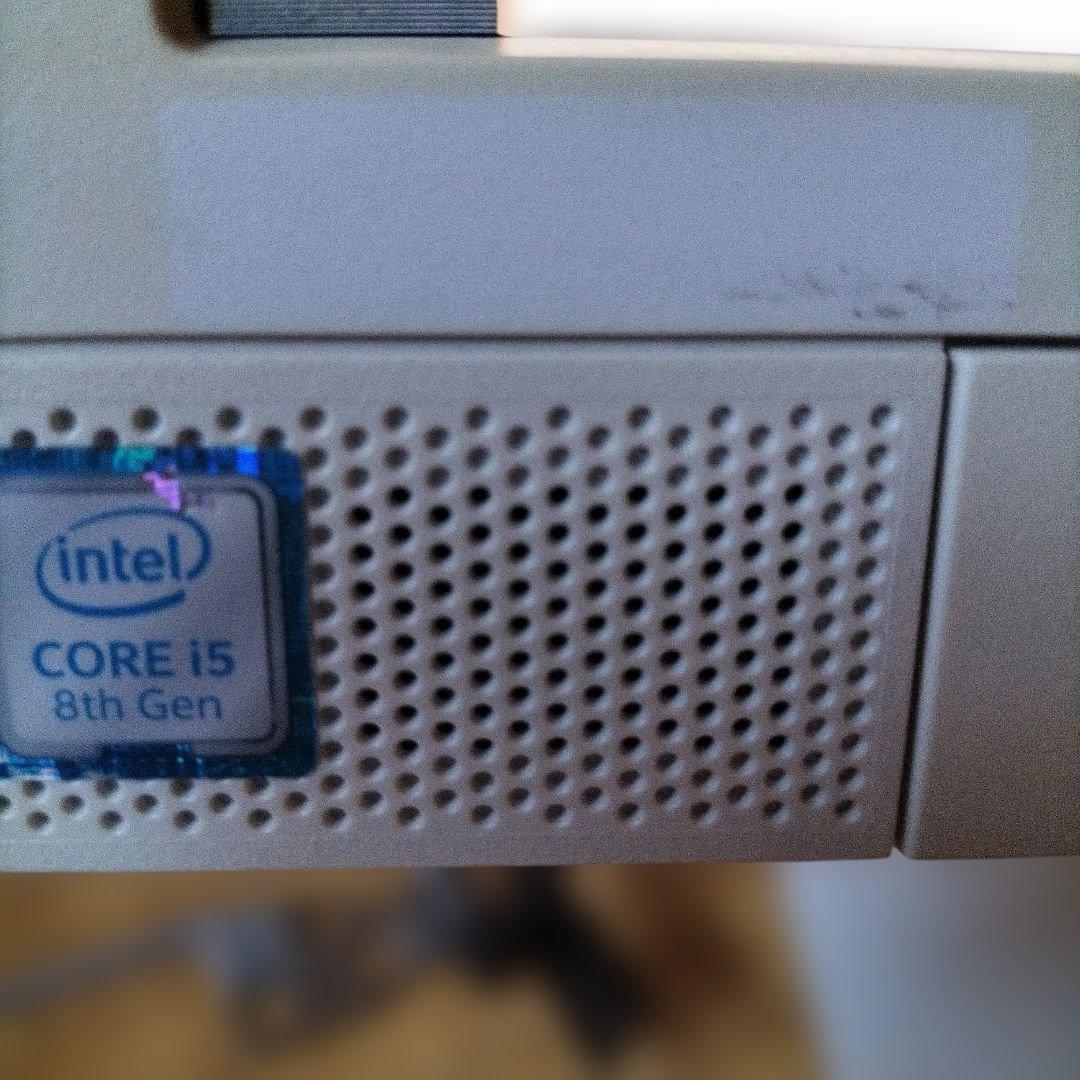 ESPRIMO K558Tディスプレイ一体型PC