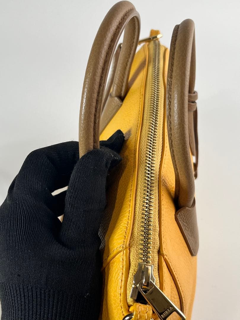 FURLA フルラ　テッサ　2wayイエローレザーバッグ　ビタミンカラー✨