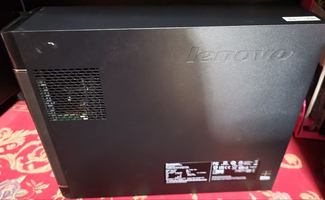 lenovo　デスクトップ　パソコン　PC