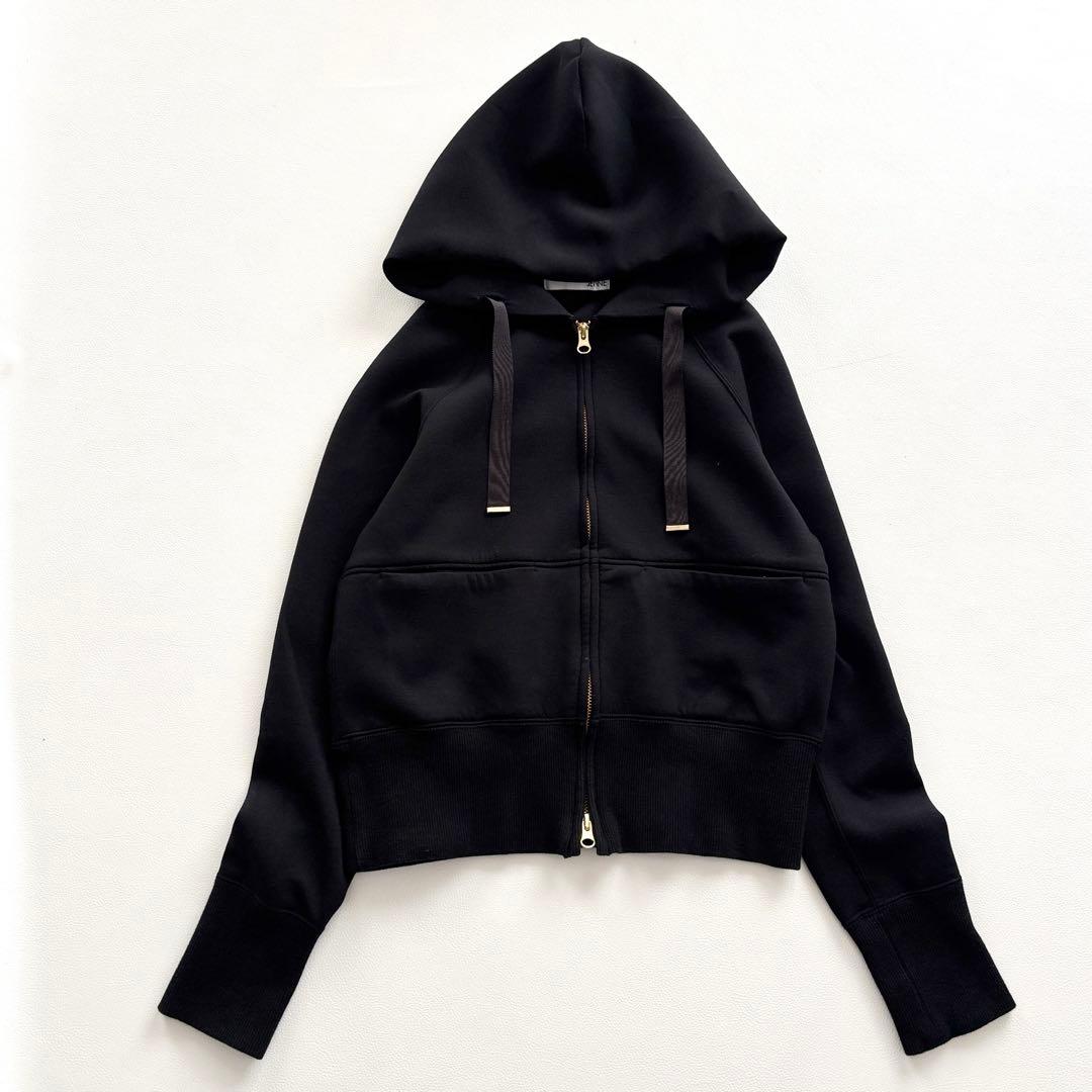 02450 JENNE 日本製美ラインパーカー（UVカット）　ブラック