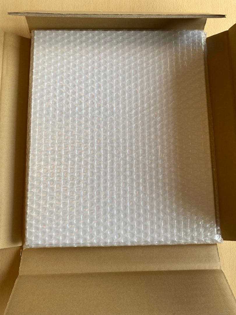 バンダイナムコ　株主優待2025 アートコレクション　機動戦士ガンダム