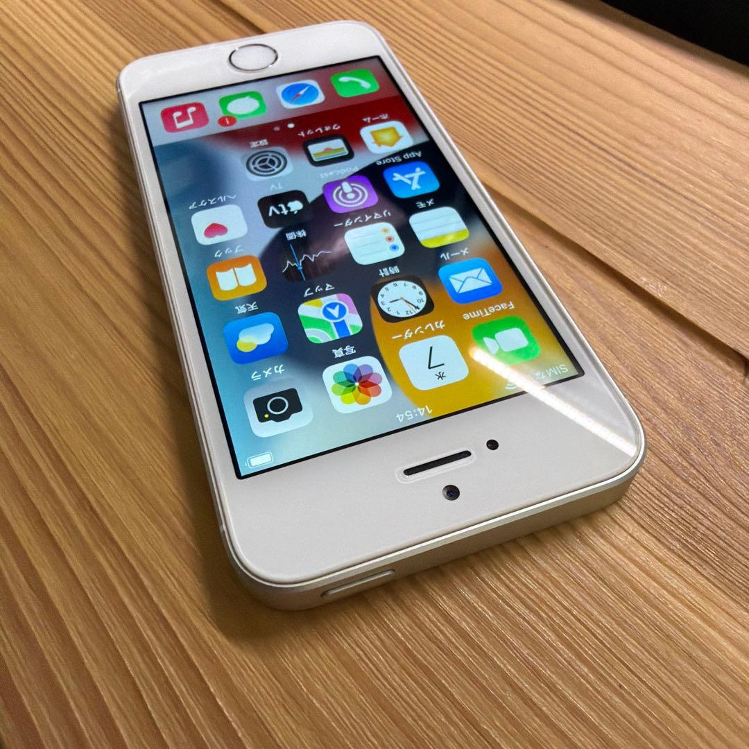 【美品】iPhone SE 第1世代シルバー　バッテリー96% SIMロック解除