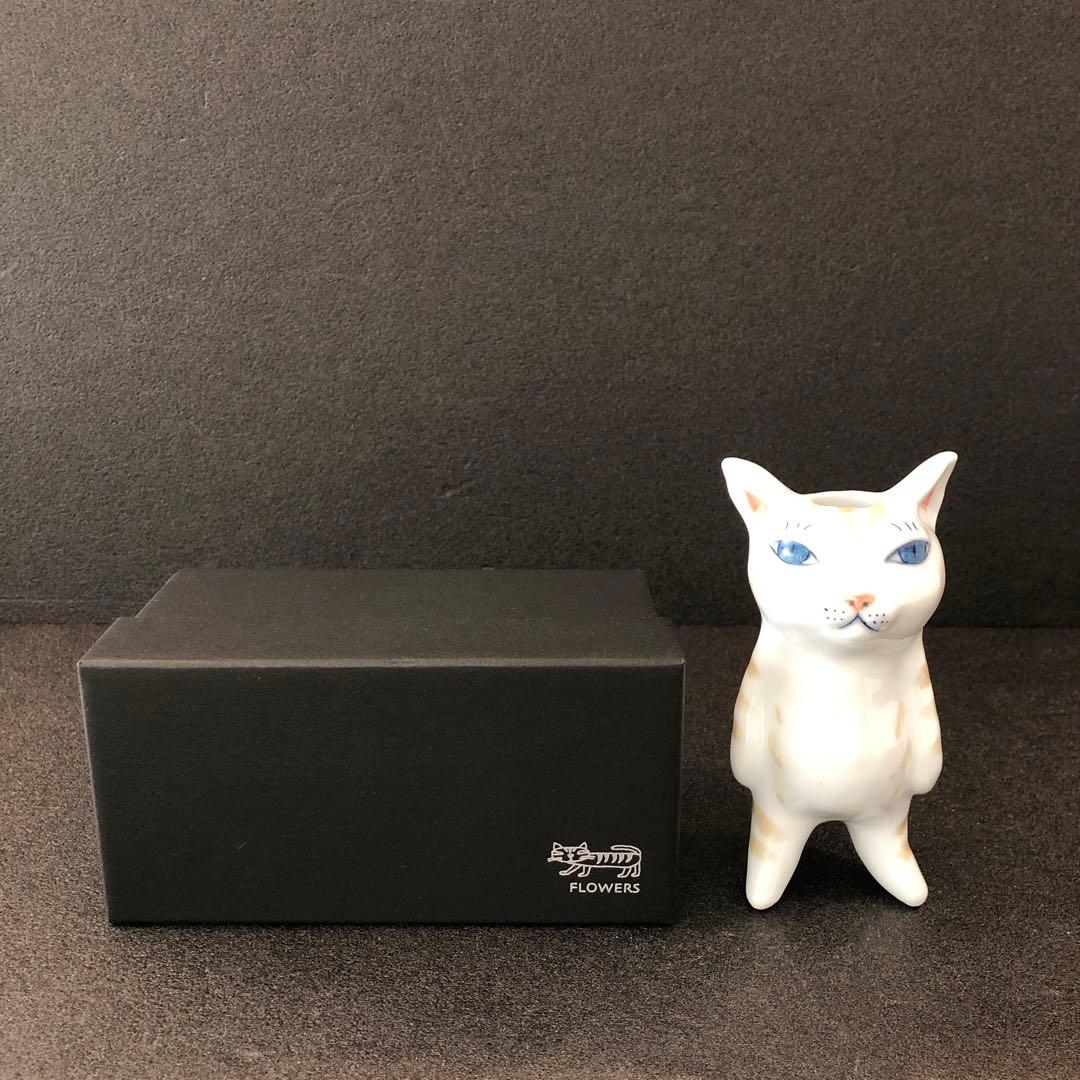 新品・人気作家FLOWERS 有田焼 猫 花器 仁王立ち 染付シリーズ 箱付き