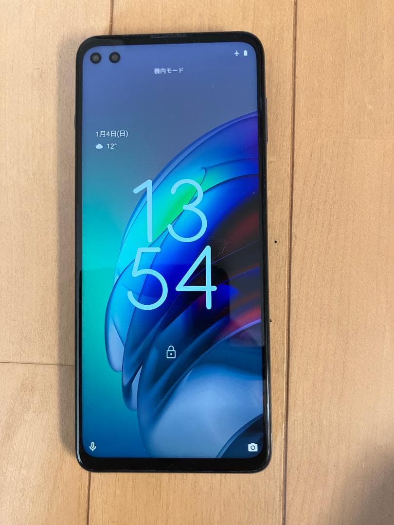 スマートフォン本体 motorola moto g100