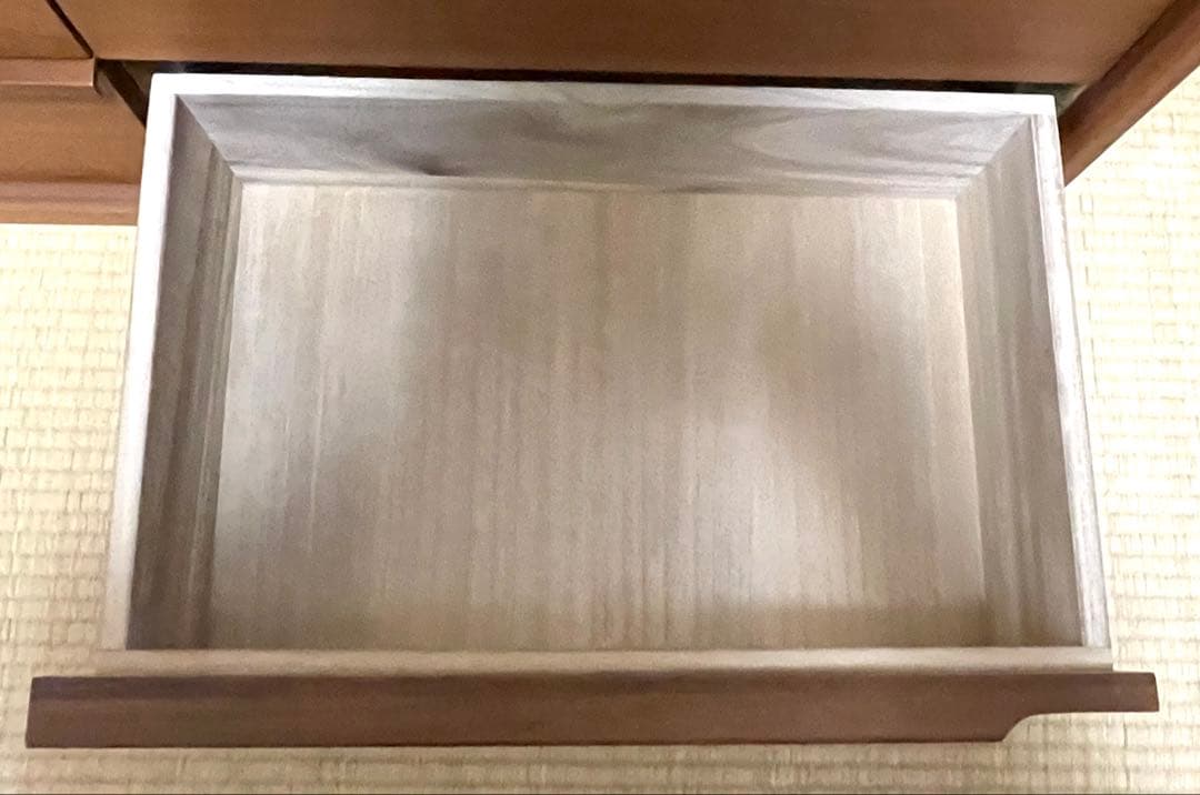 ケユカ ブラウン木製チェスト 4段8引き出し