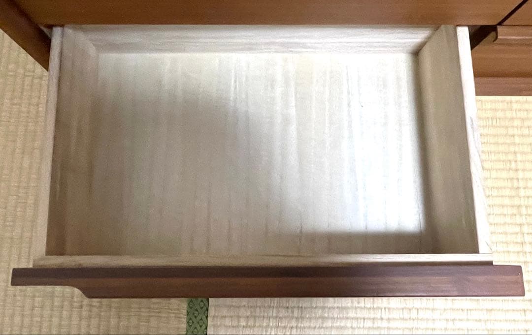 ケユカ ブラウン木製チェスト 4段8引き出し