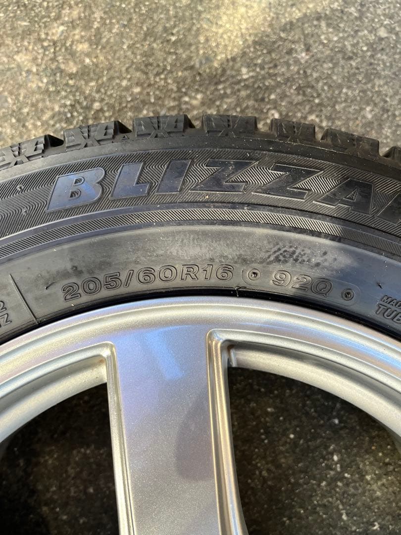 16インチ ブリヂストン ブリザックレボGZ タイヤ ホイールセット 4本