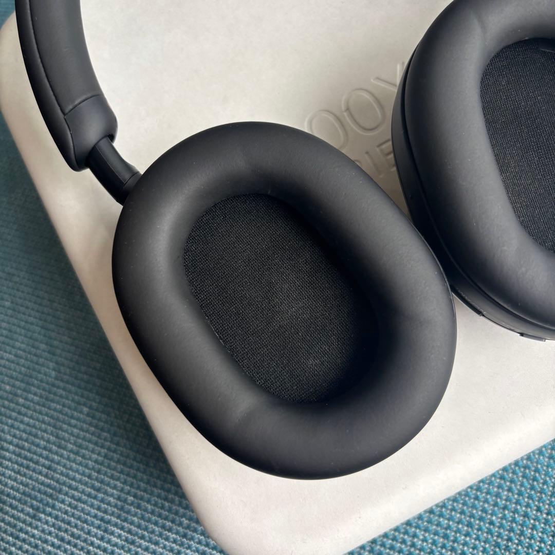 高音質ヘッドホン＊WH-1000XM5 BLACK ＊ SONY