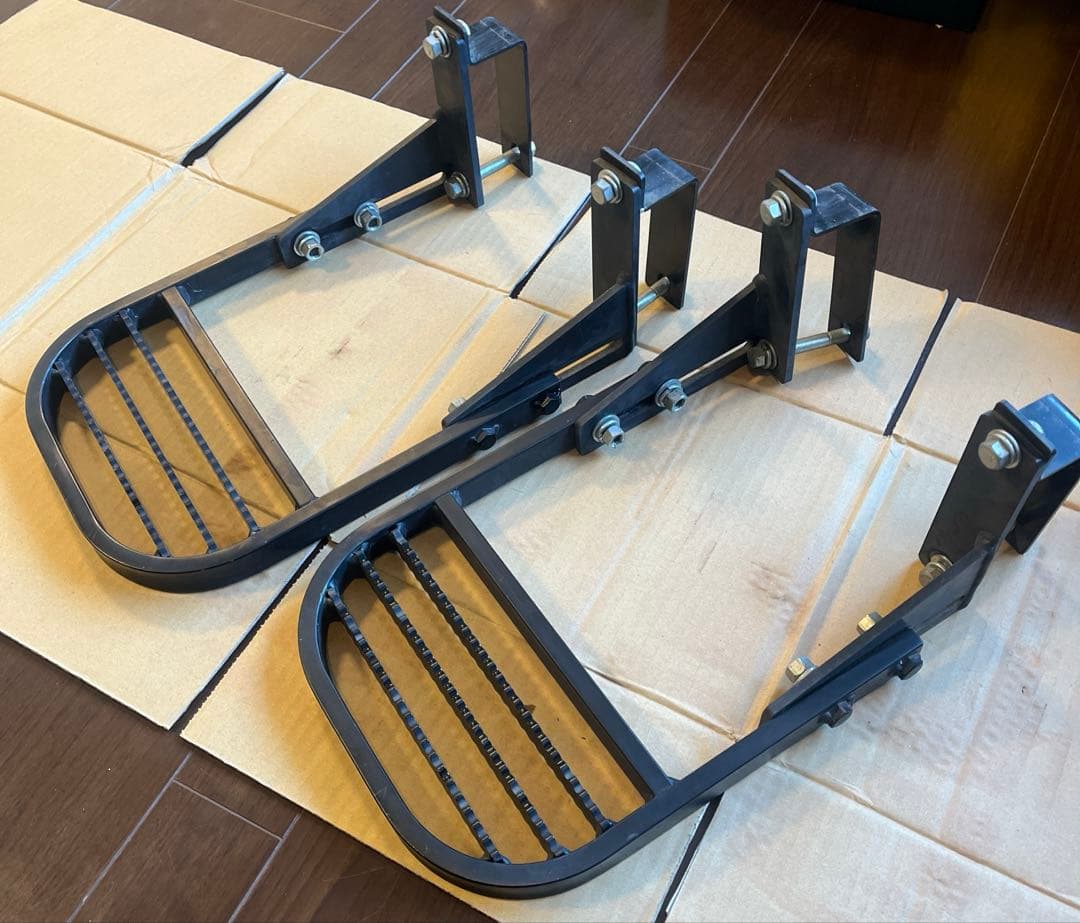 ジムニー JA22 調整式サイドステップ　ゲジゲジくん