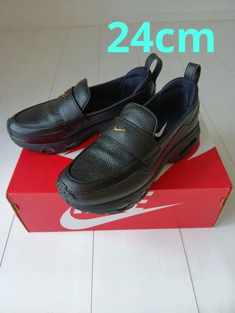 商品名：NIKE AIR MAX PHENOMENA（フェノメナ）