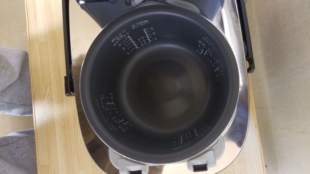 2023年製☆パナソニック可変圧力IH炊飯器 おどり炊き ダイヤモンド竈釜