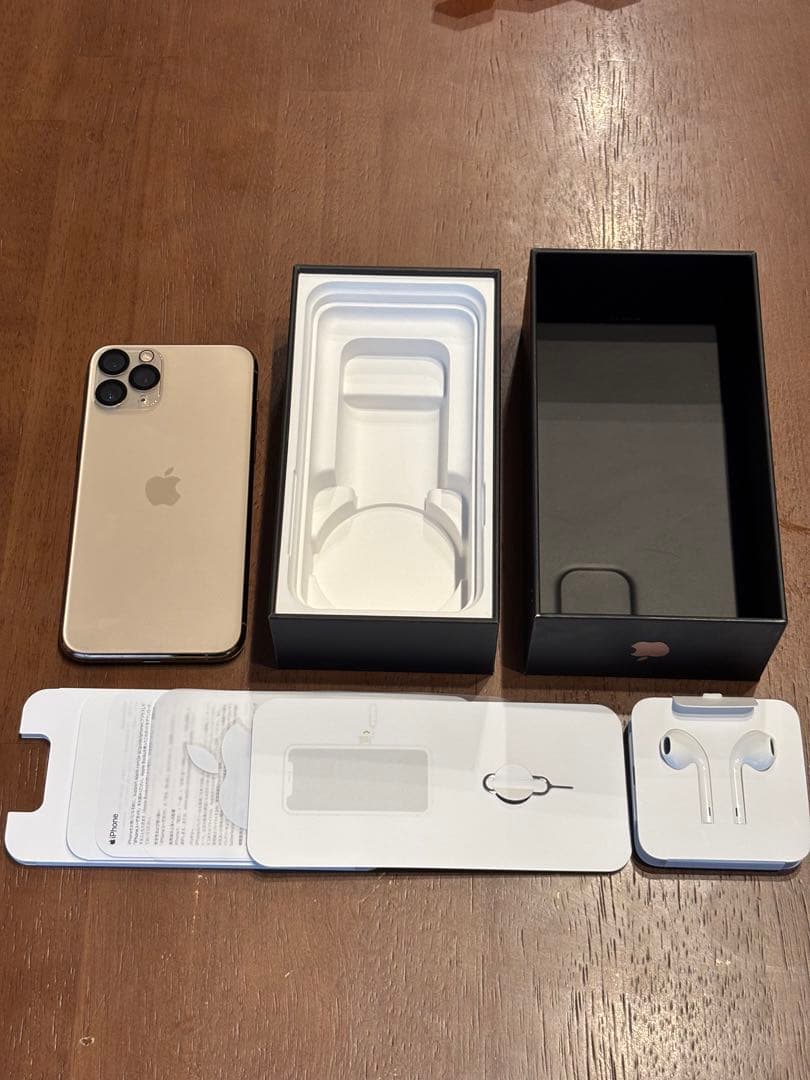 iPhone 11 Pro ゴールド 本体
