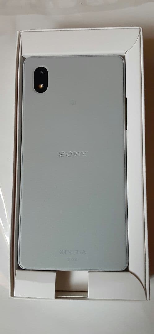 SIMフリー　Xperia Ace III au グレー 　ケース付き　未使用