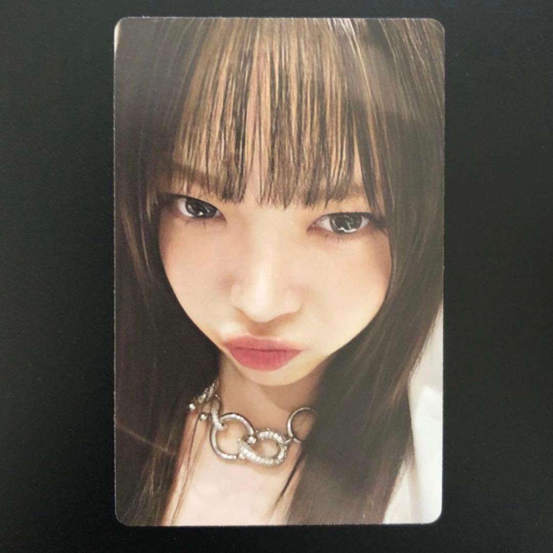 LE SSERAFIM HOT ウンチェ hello82 US限定 トレカ