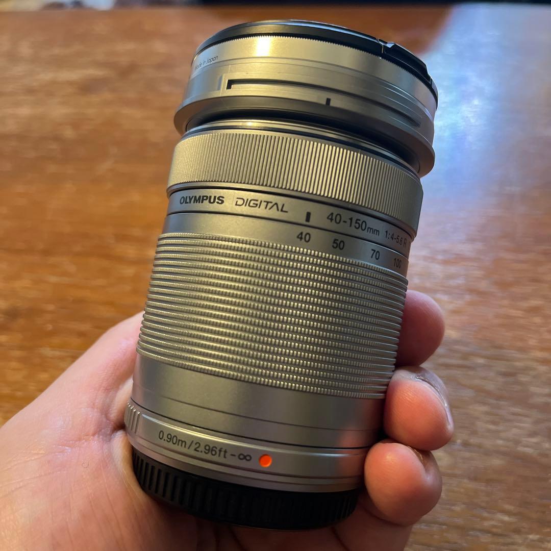 OLYMPUS M.ZUIKOレンズ2本40-150mmと14-42mm