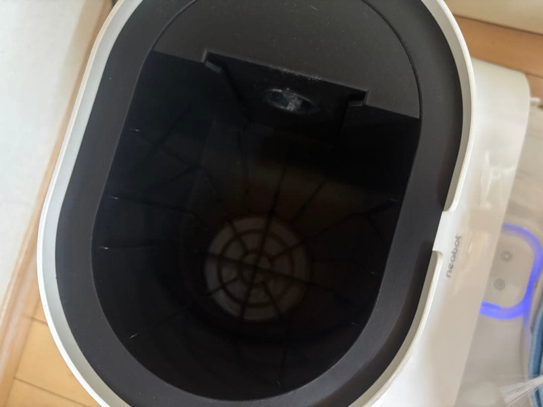 Neabot NoMo Q11(ゴミ収集ステーション有)