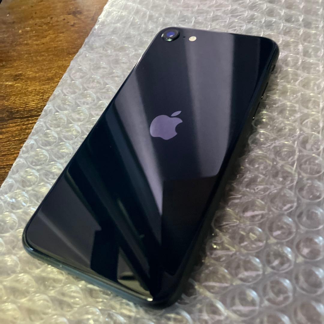 iPhone SE 第3世代　SIMフリー　SE3 MMYC3J/A