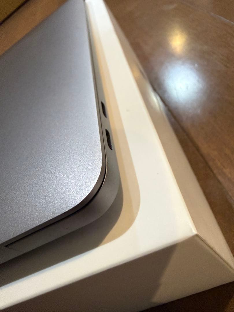 【美品】MacBook Air 2020 Intel i3 8G 256GB