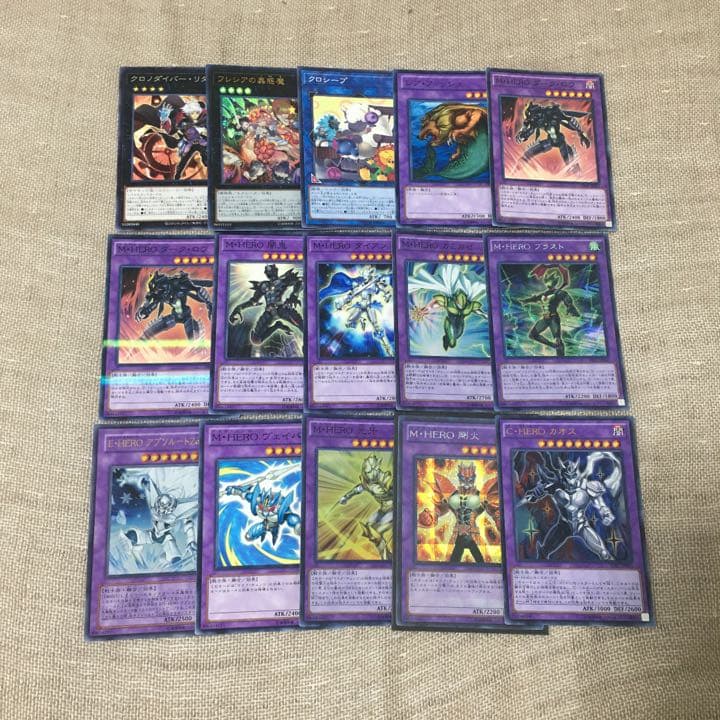 ヒーローデッキ