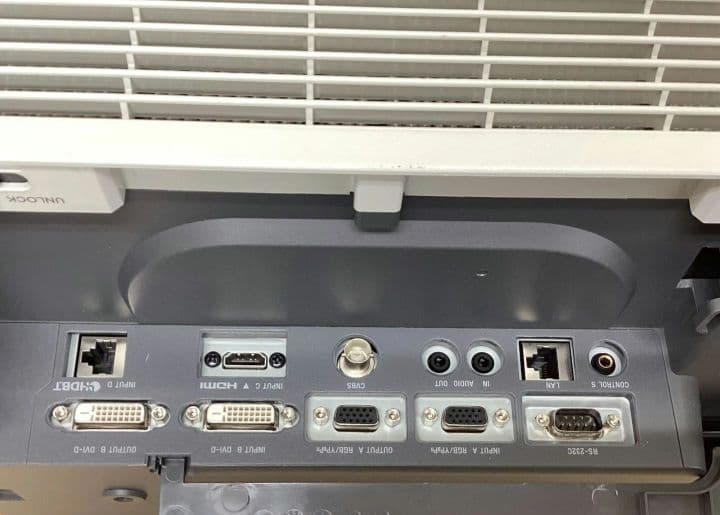 【年末特価】美品　保証ありSONY レーザープロジェクター VPL-FHZ65