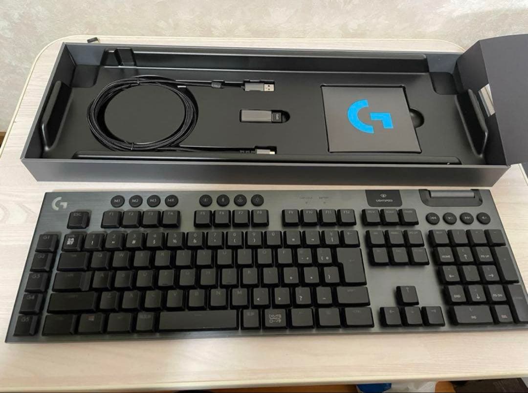 【使用感極少】G913 Logicool ワイヤレスキーボード