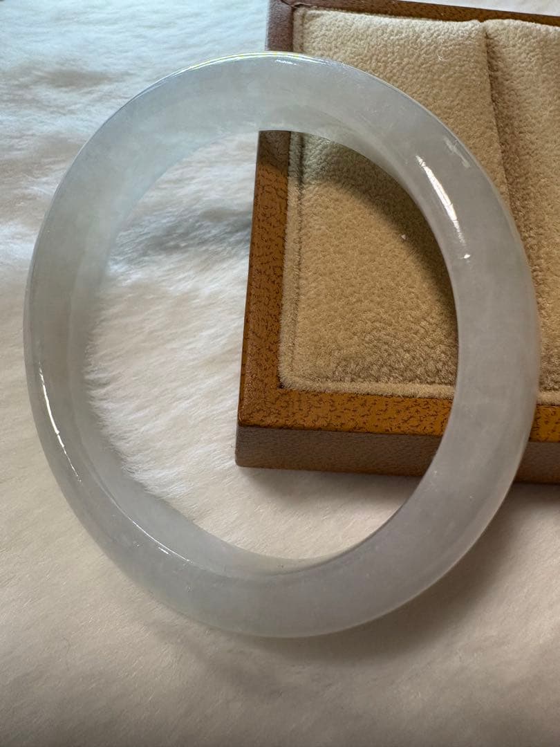 【Mimi】高級 翡翠 バングル A貨 卵型 サイズ 51.5