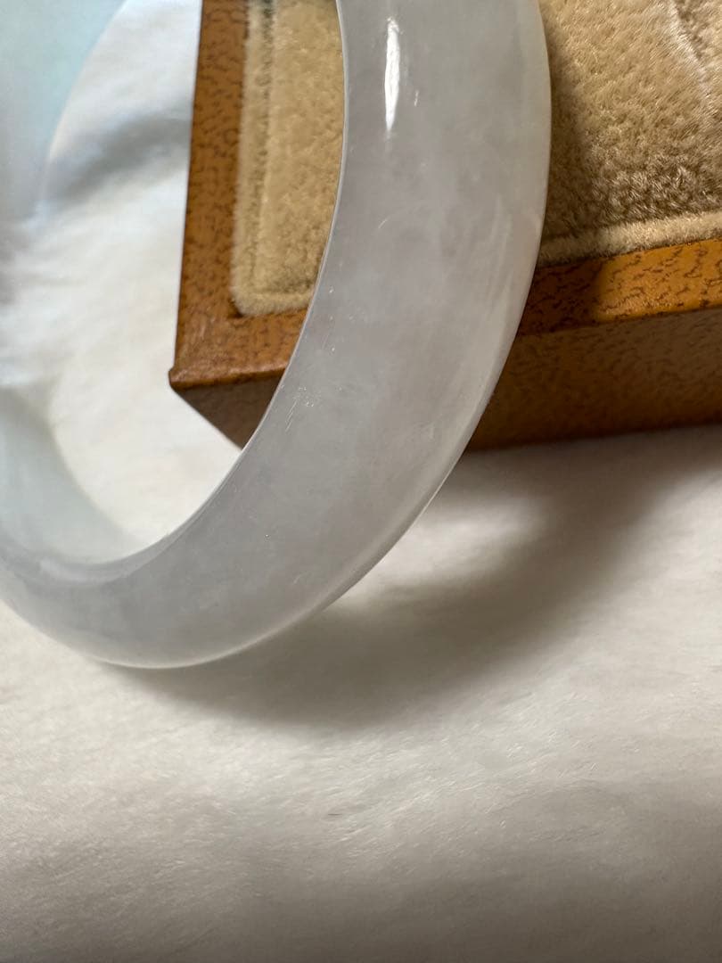 【Mimi】高級 翡翠 バングル A貨 卵型 サイズ 51.5